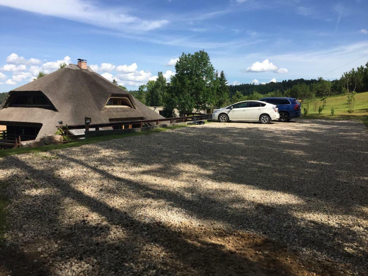 Amatciems Dzeni旅馆 外观 照片