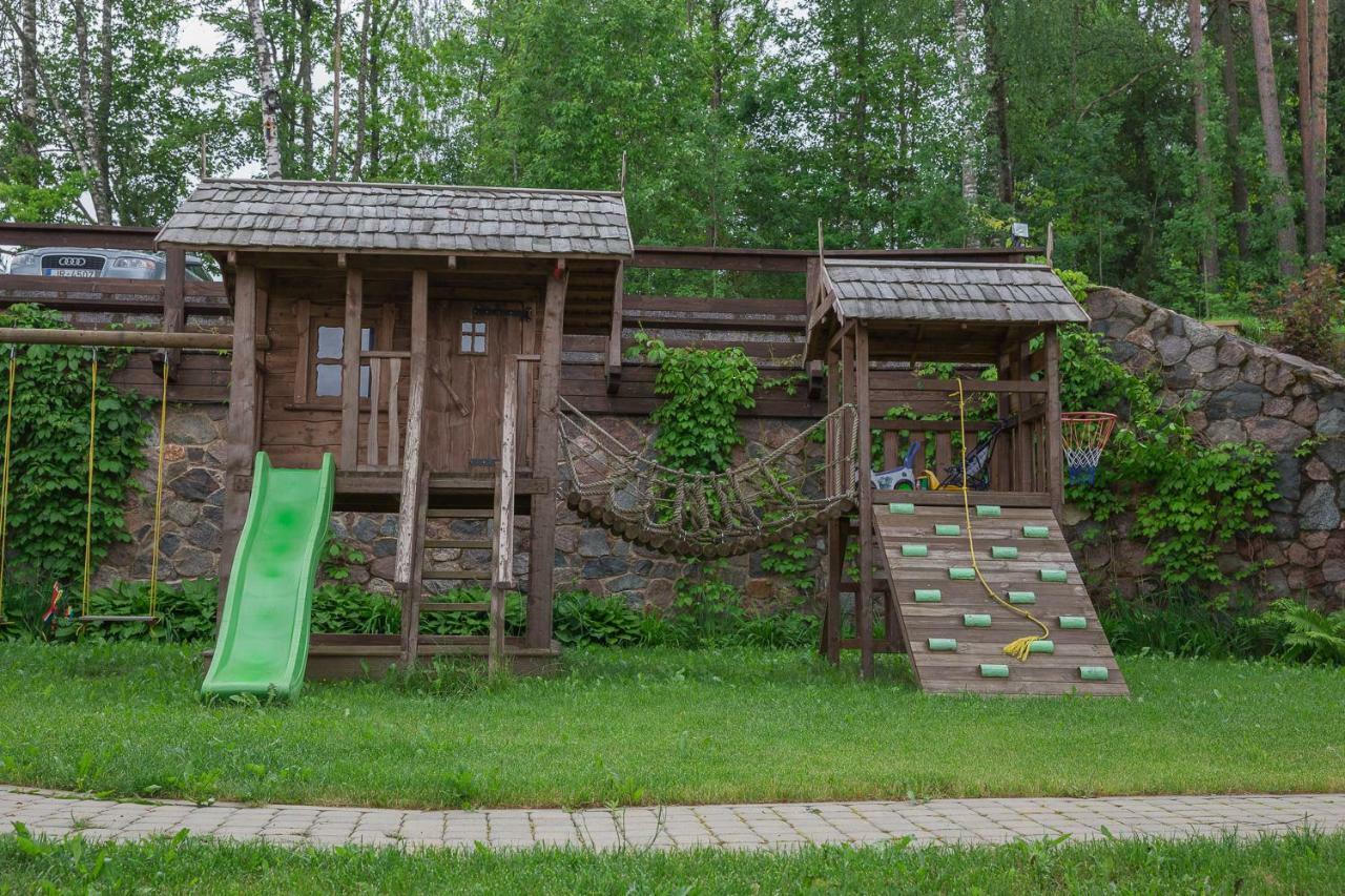 Amatciems Dzeni旅馆 外观 照片